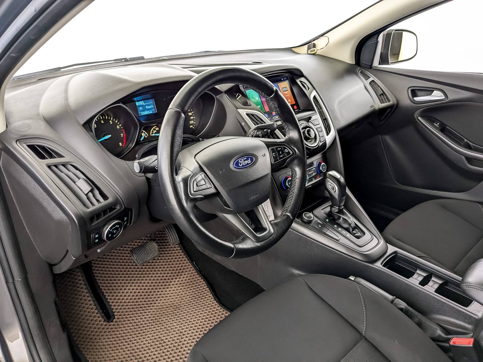 Ford Focus коричневый, 2015, 116 793 км