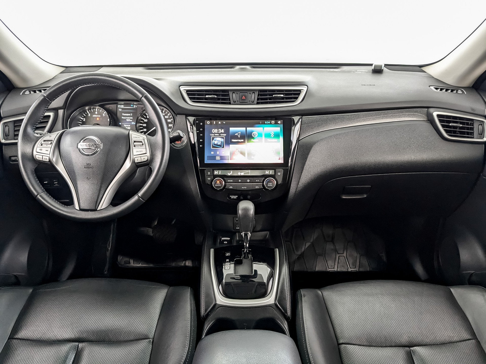 Nissan X-Trail черный, 2017, 96 964 км