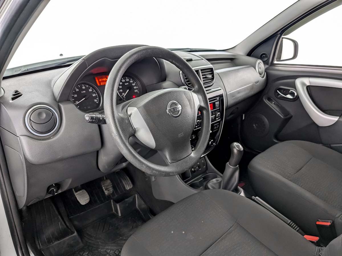 Nissan Terrano Белый, 2015, 137 474 км