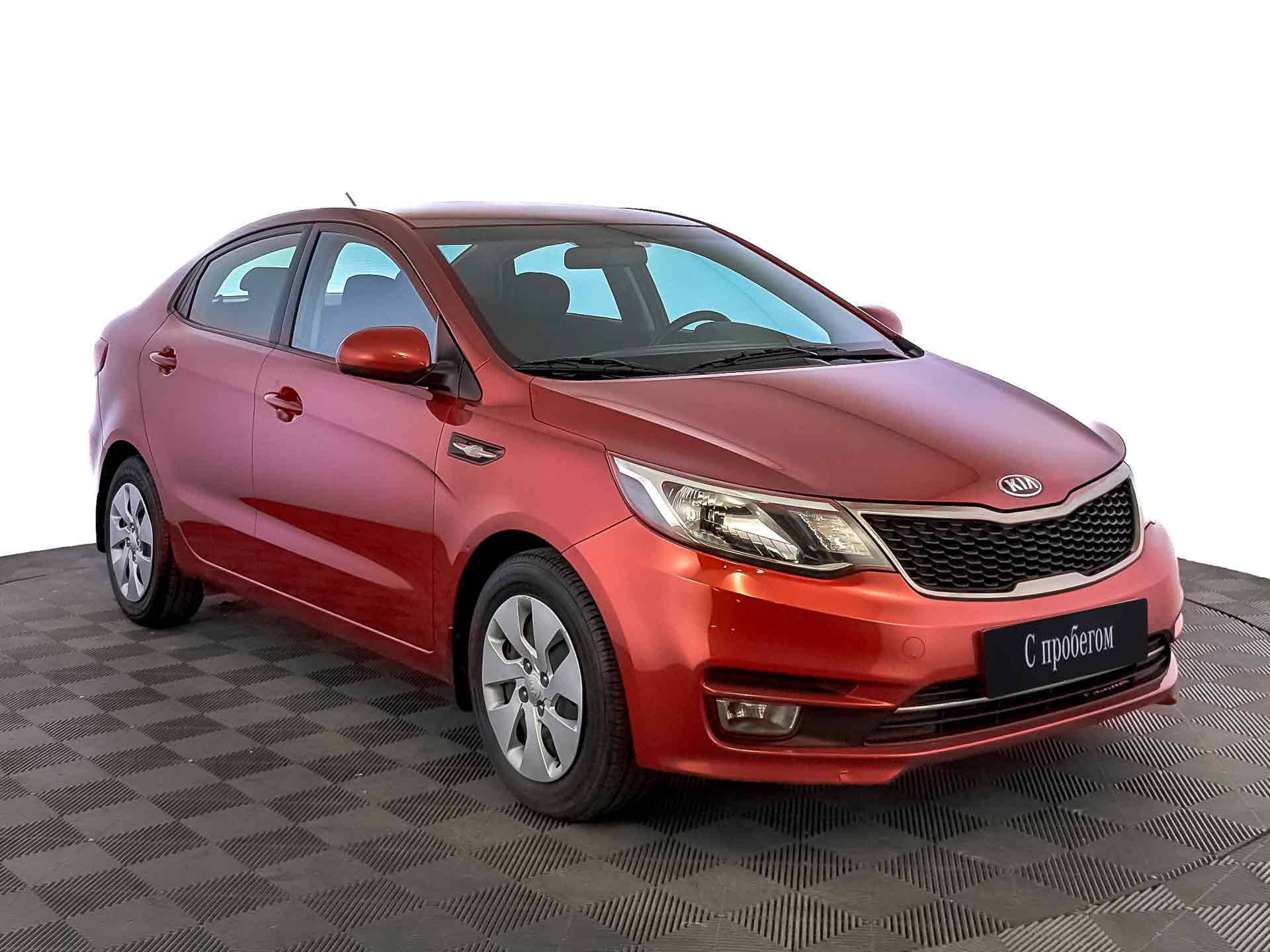 Kia Rio Белый, 2018, 68 954 км