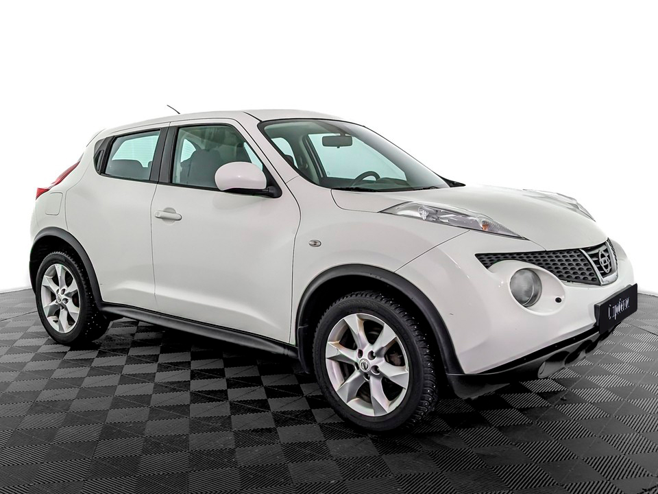 Nissan Juke Белый, 2013, 136 602 км