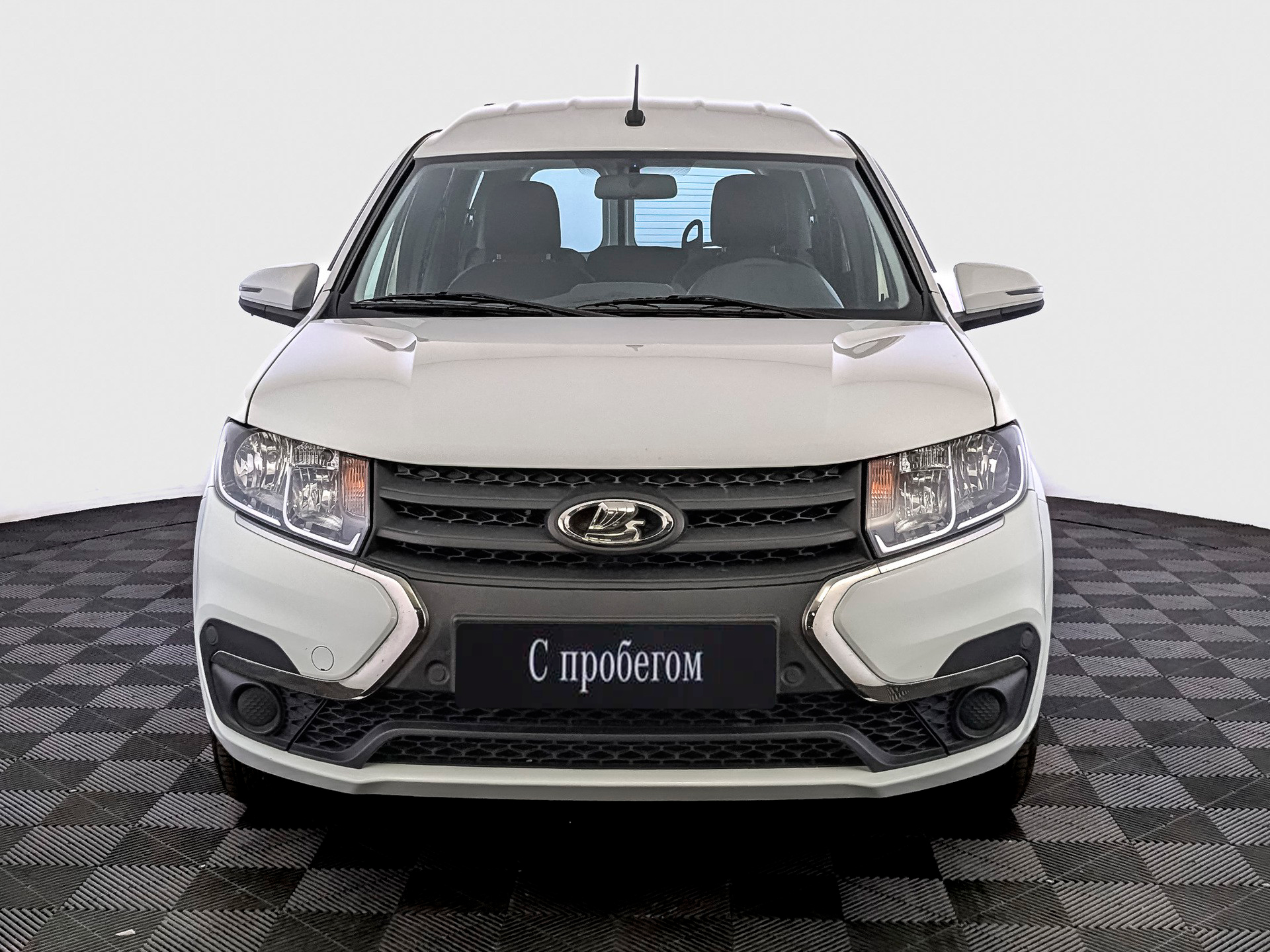 Lada Largus Белый, 2023, 8 315 км