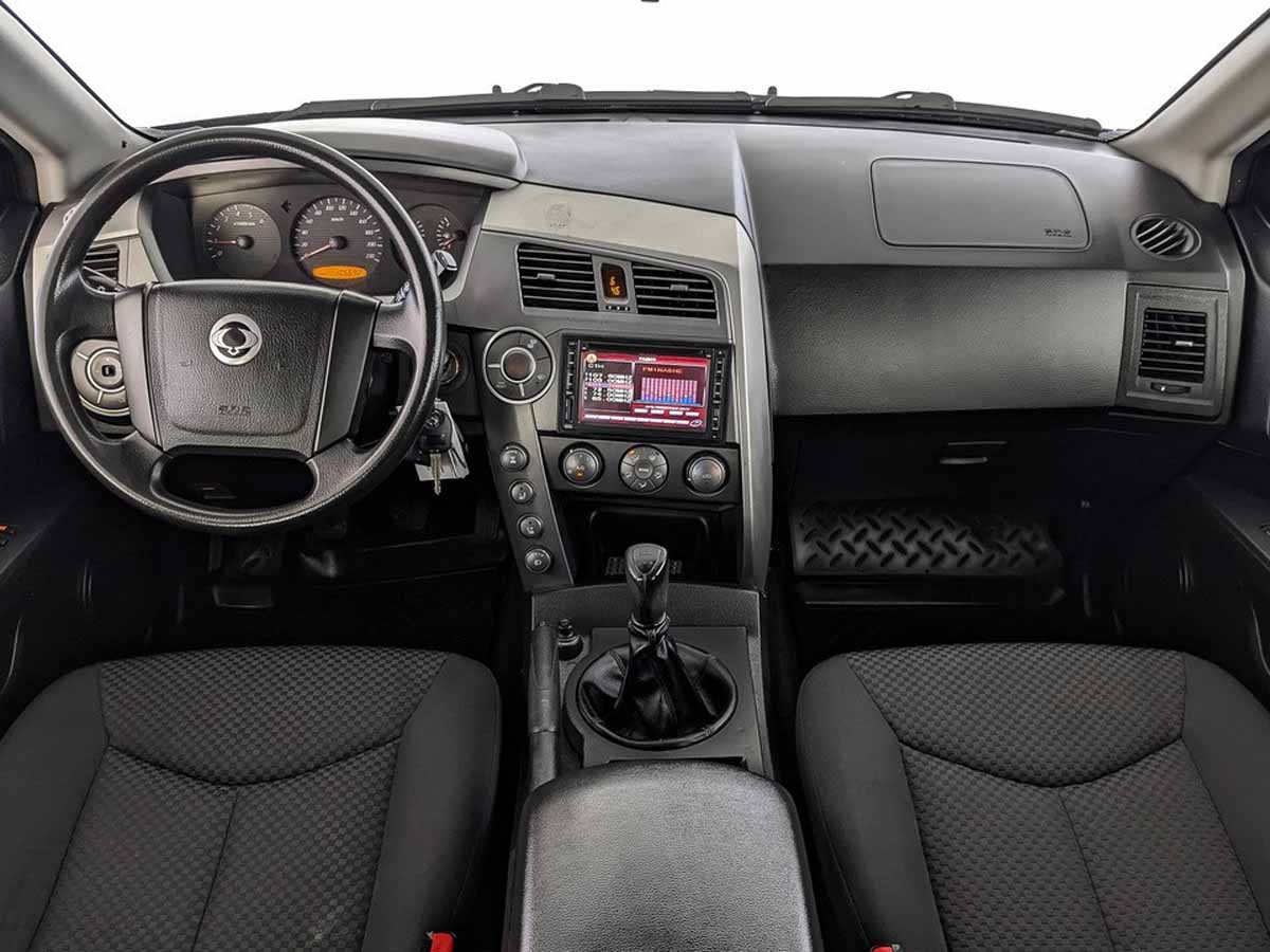 SsangYong Kyron Серый, 2012, 205 352 км