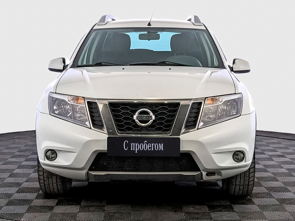 Nissan Terrano Белый, 2015, 49 574 км