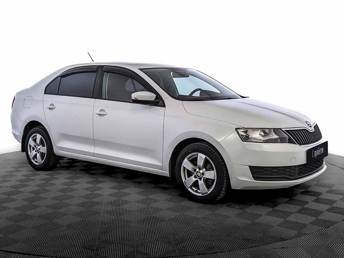 Skoda Rapid Белый, 2019, 132 368 км