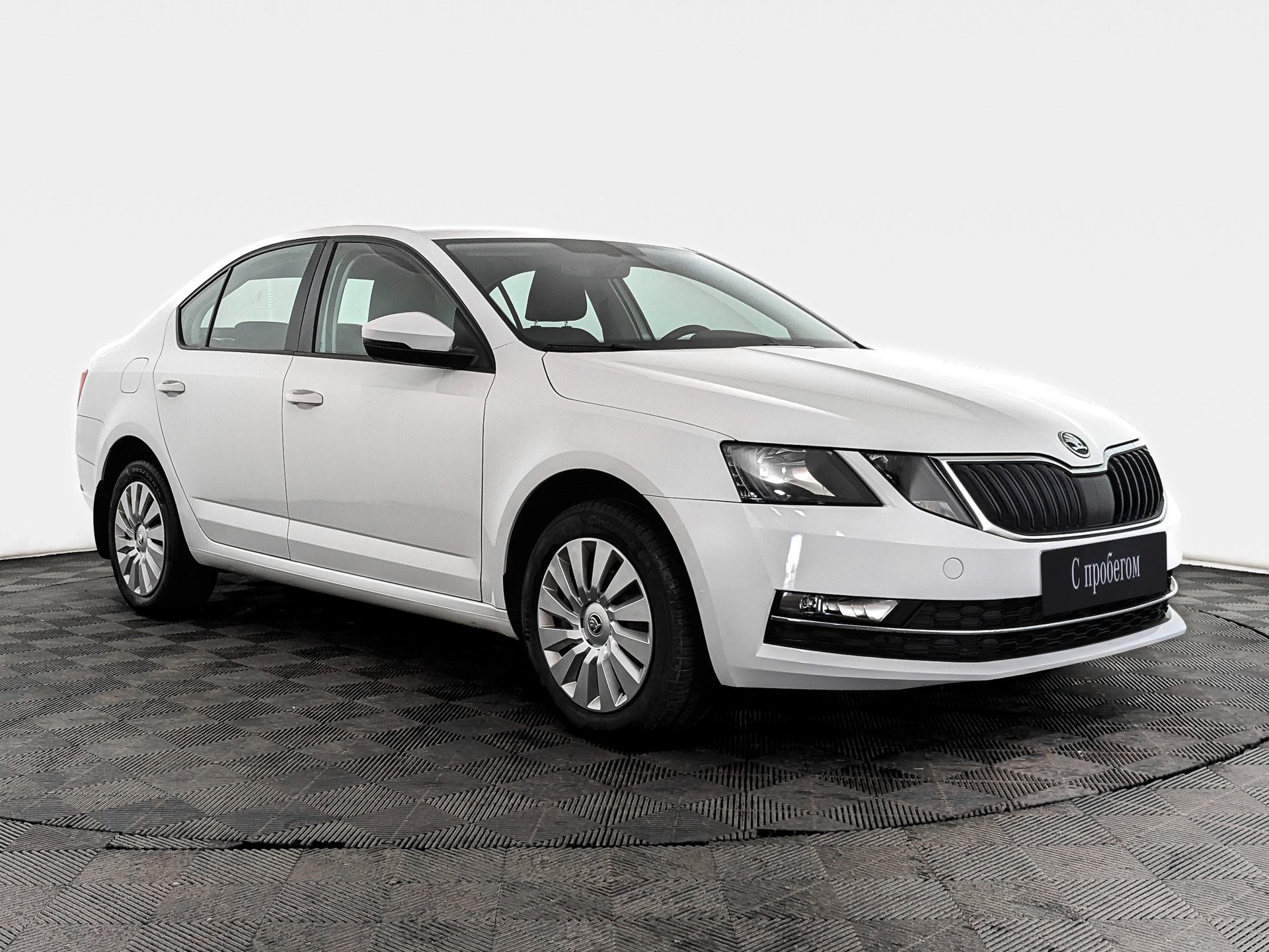 Skoda Octavia Белый, 2019, 32 663 км