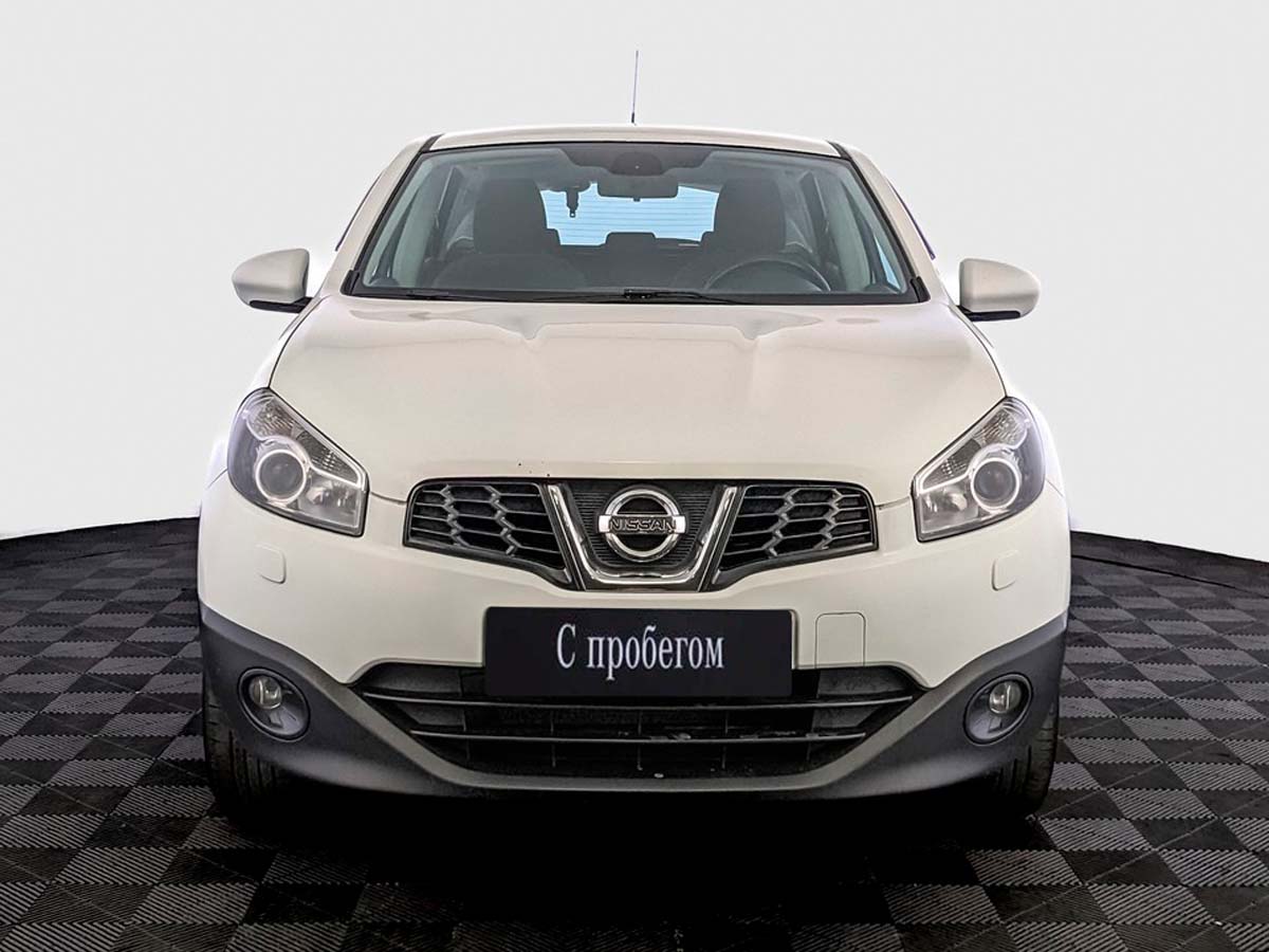 Nissan Qashqai Белый, 2011, 126 339 км