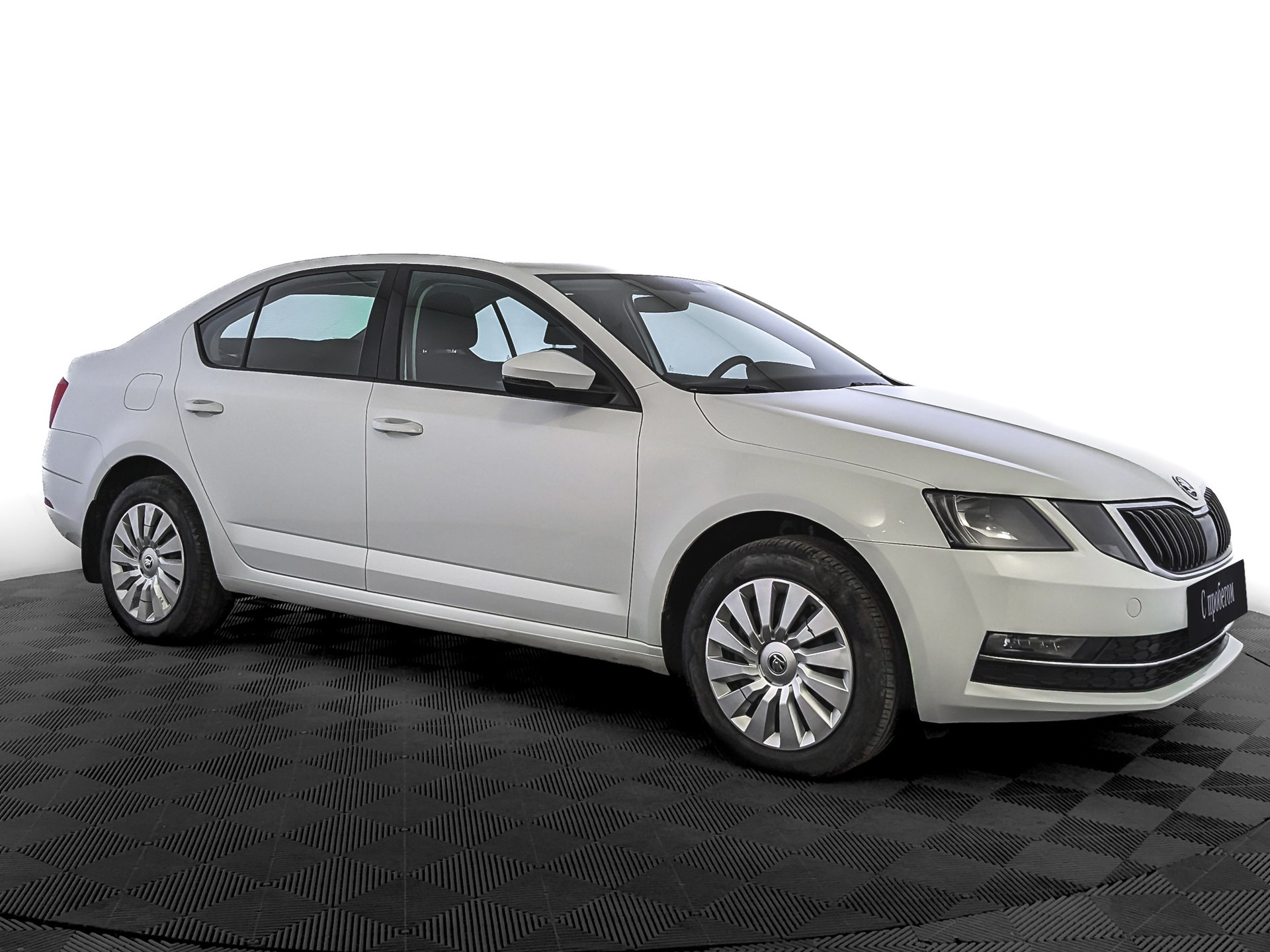 Skoda Octavia Белый, 2019, 114 137 км