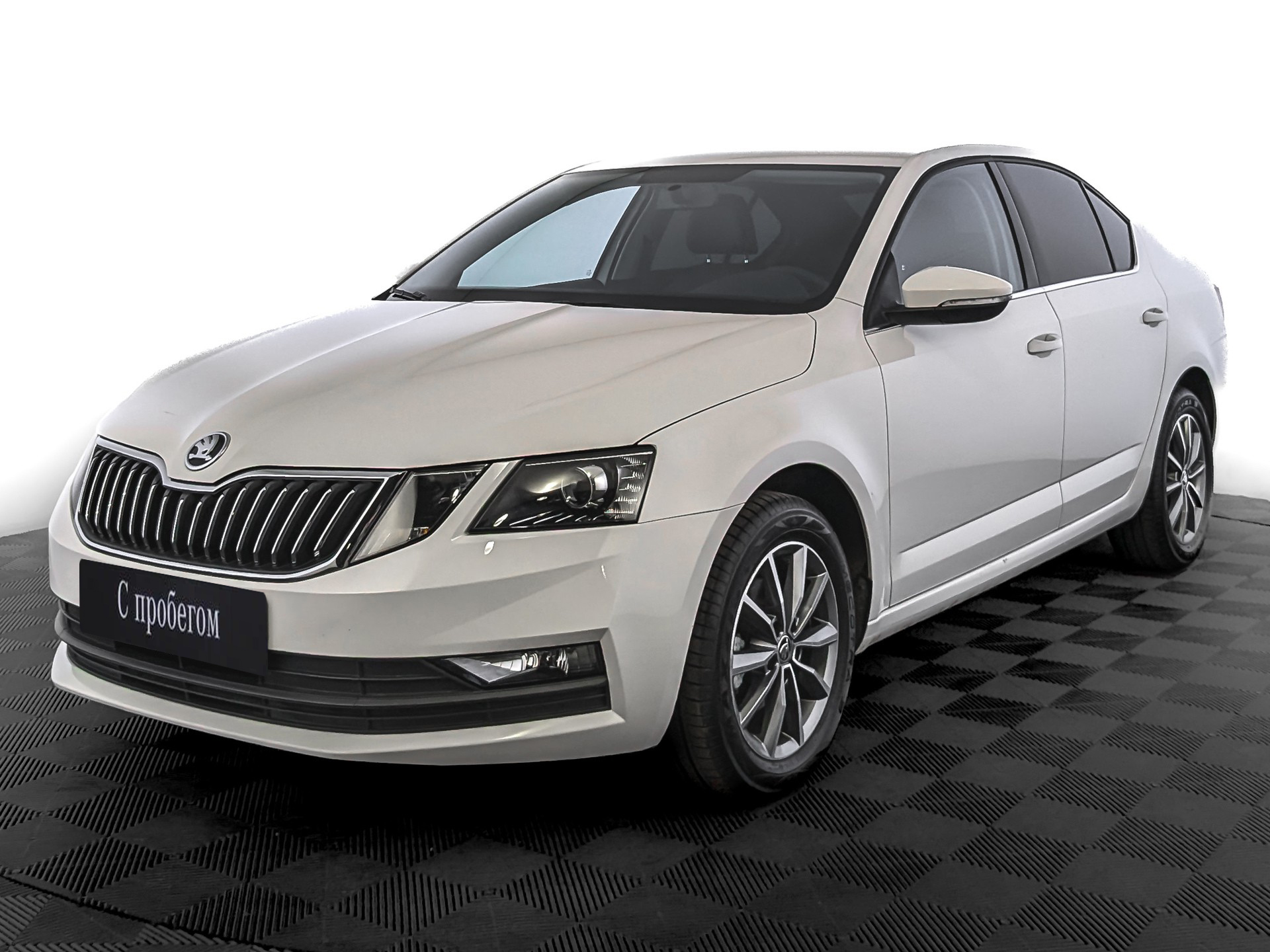 Skoda Octavia Белый, 2023, 18 361 км