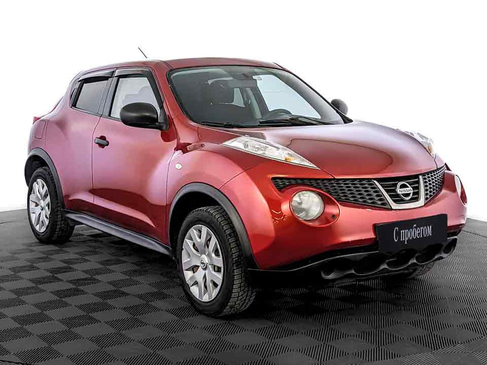 Nissan Juke Красный, 2012, 168 128 км