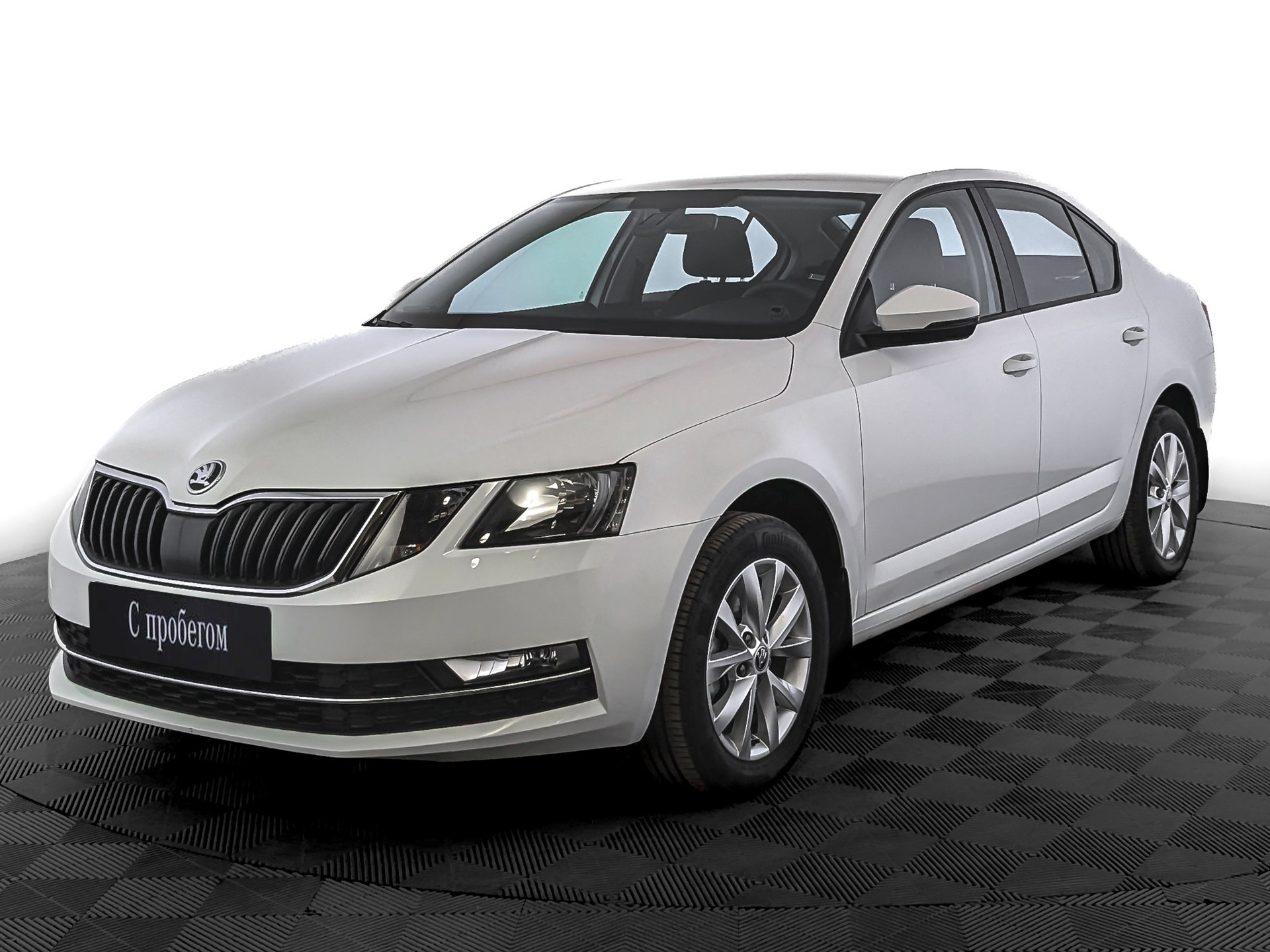 Skoda Octavia Белый, 2019, 67 859 км