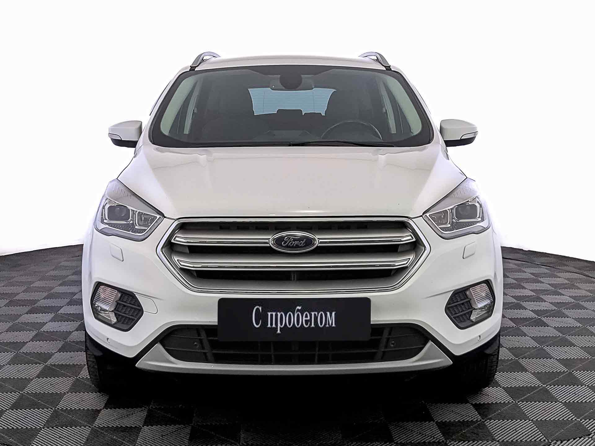 Ford Kuga белый, 2018, 91 000 км