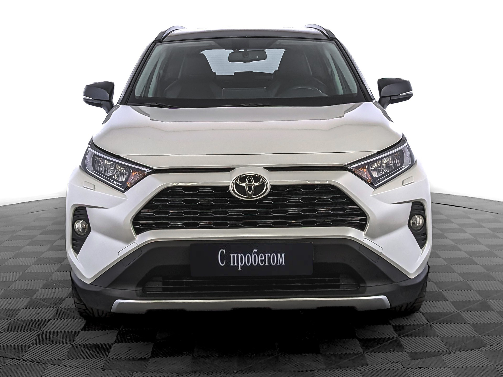 Toyota RAV4 Белый, 2021, 84 502 км