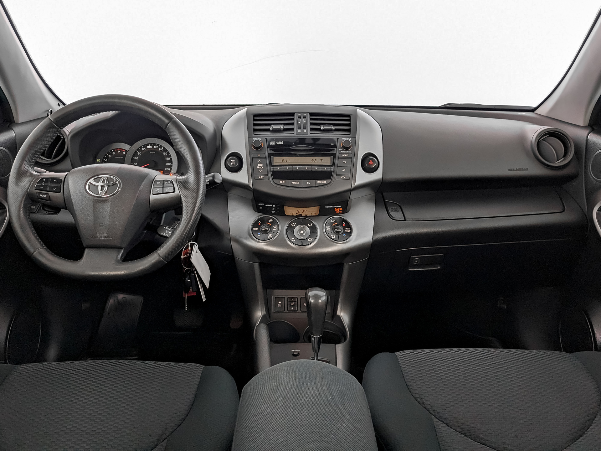 Toyota RAV4 Серый, 2012, 173 255 км