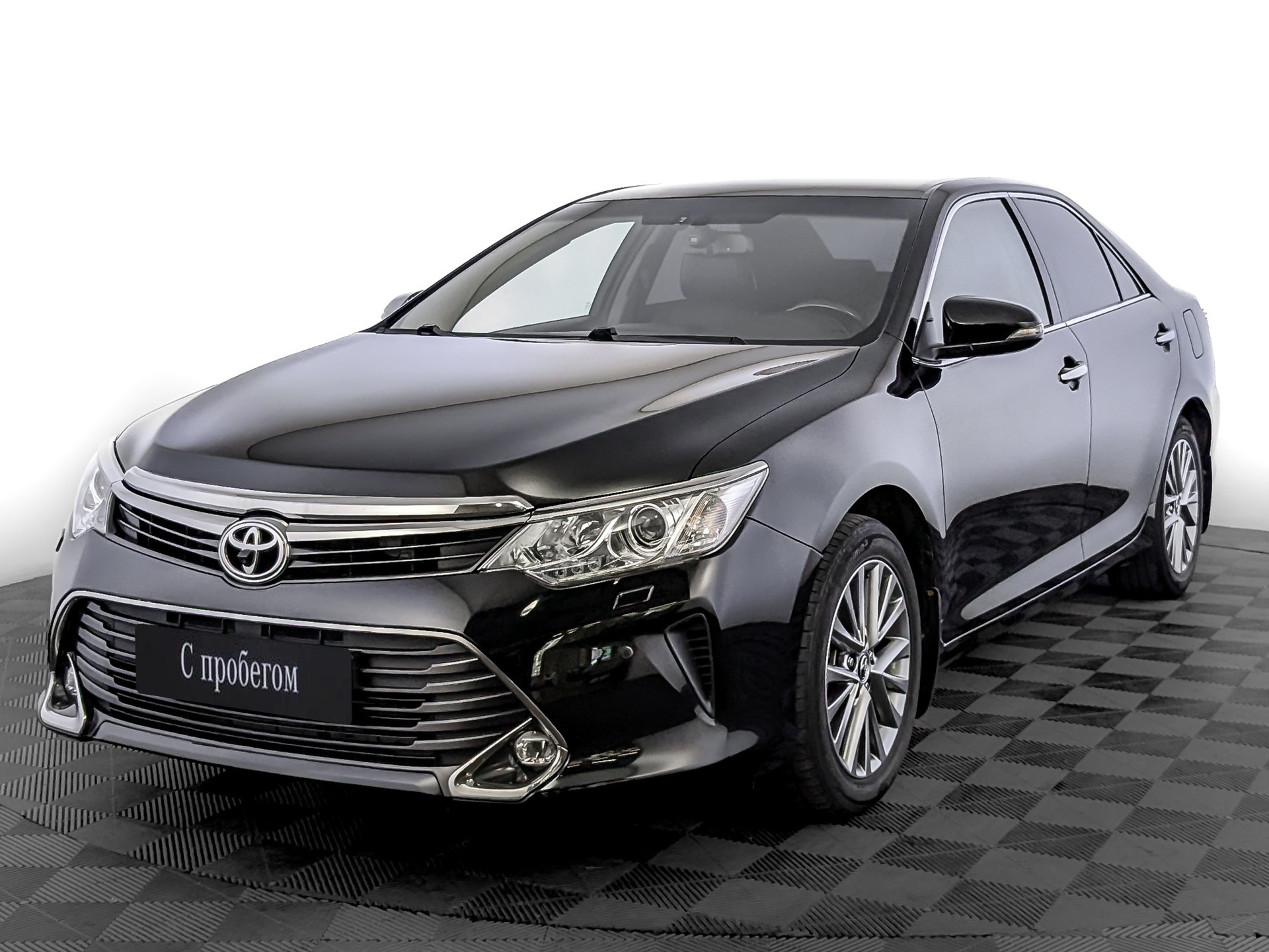 Toyota Camry Черный, 2016, 67 302 км