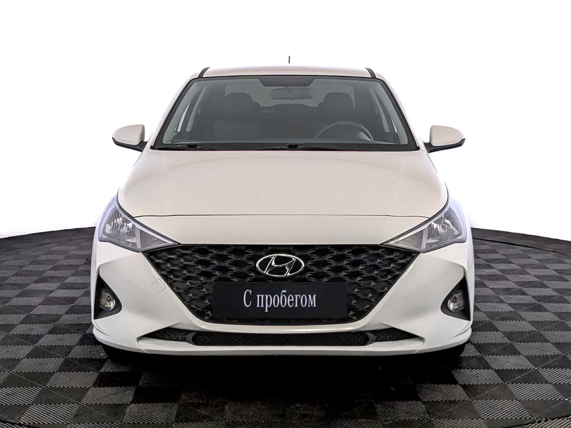 Hyundai Solaris Белый, 2022, 25 676 км