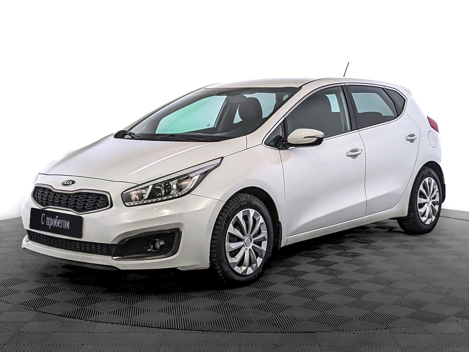 Kia Ceed Белый, 2016, 122 000 км