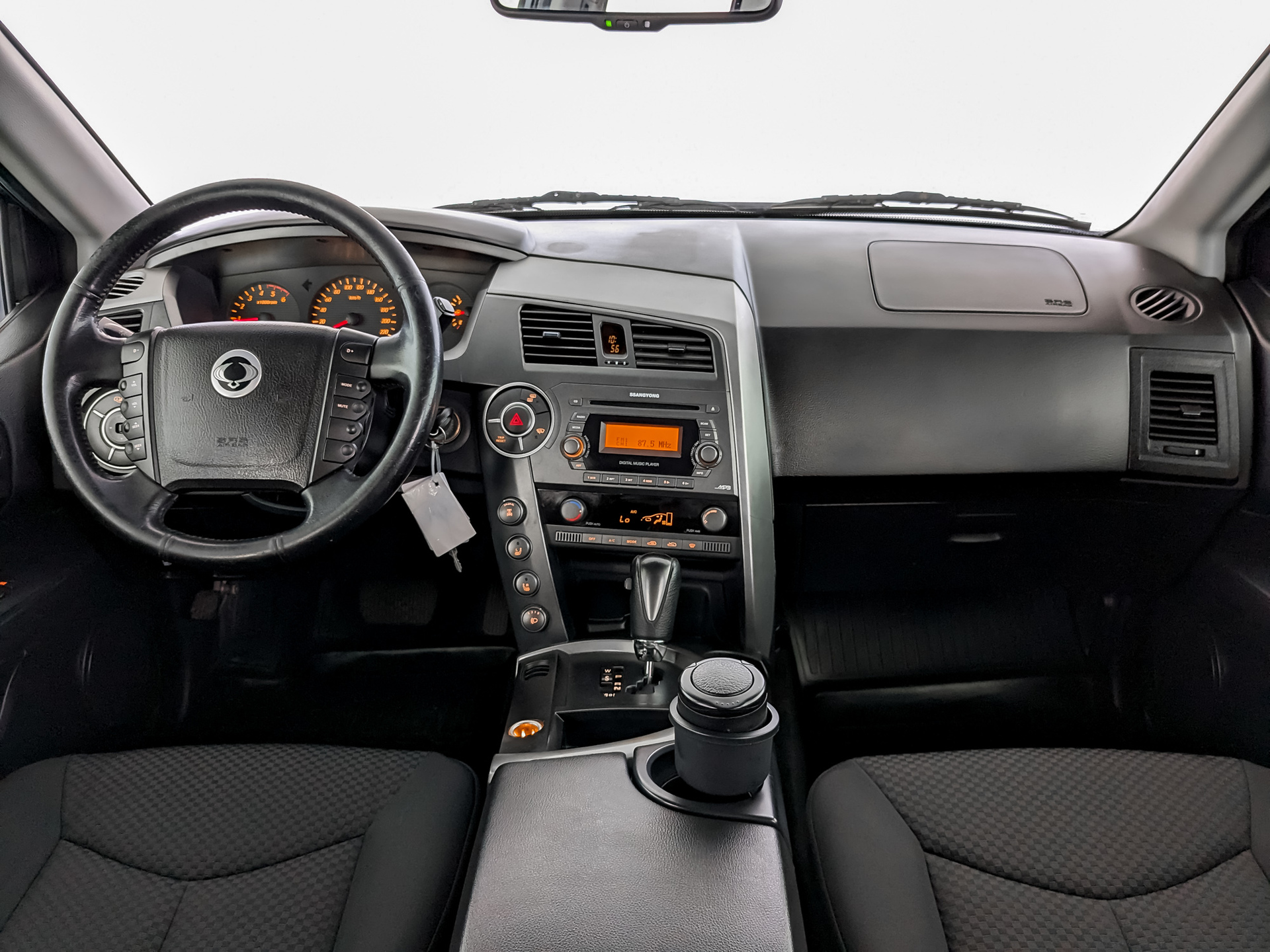 SsangYong Kyron Серый, 2014, 164 169 км