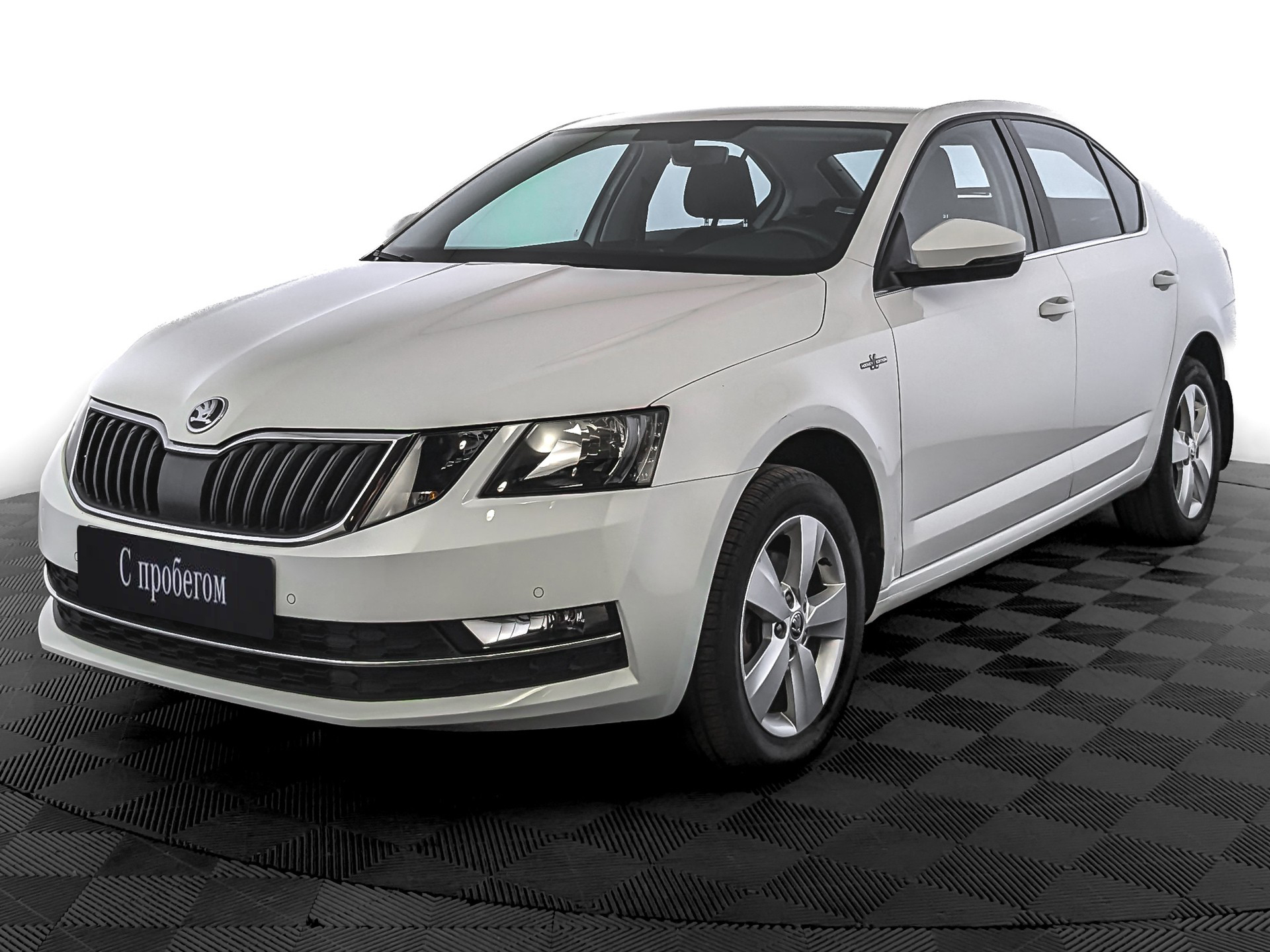 Skoda Octavia Белый, 2020, 35 226 км