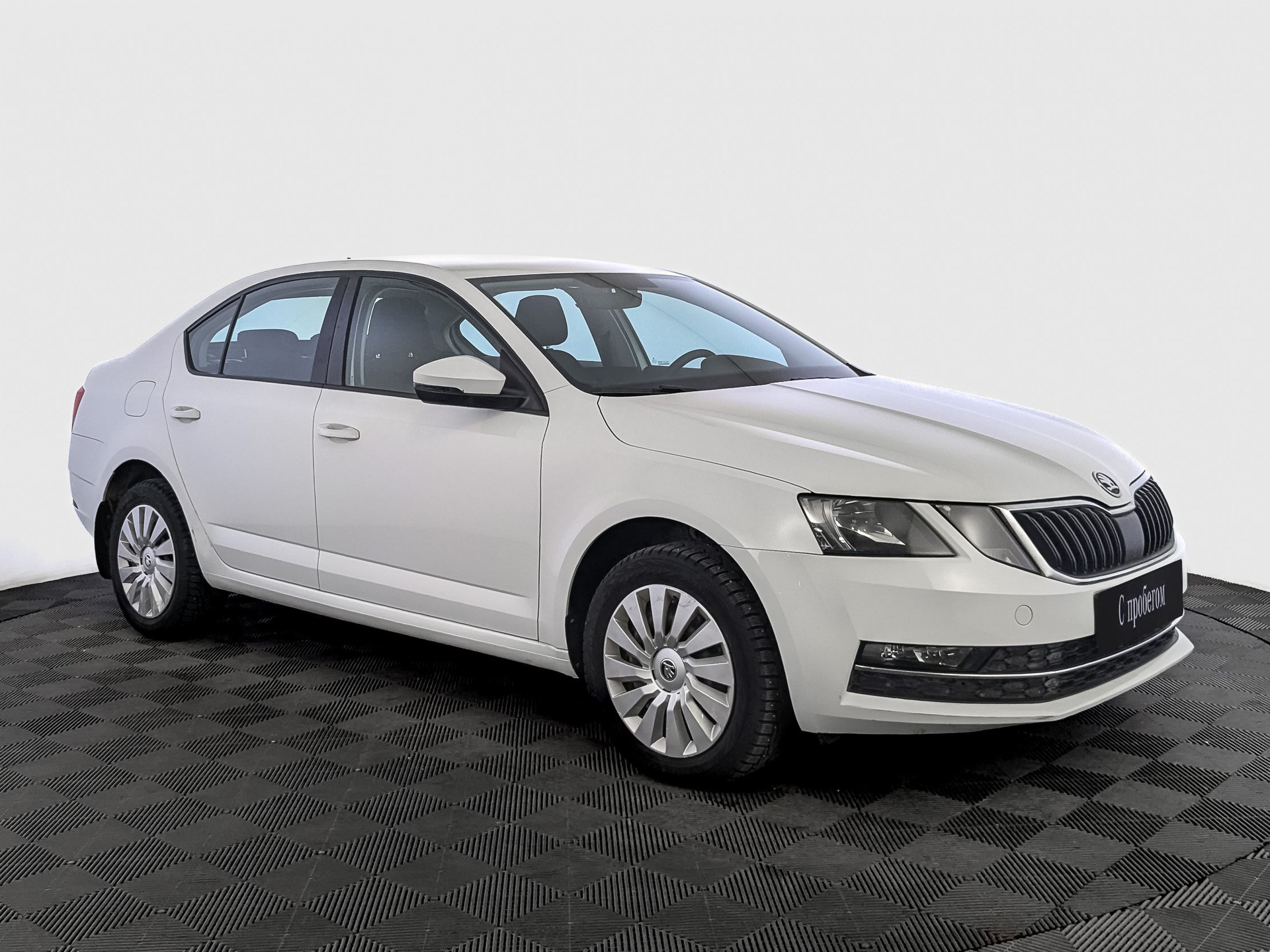 Skoda Octavia Белый, 2019, 41 988 км