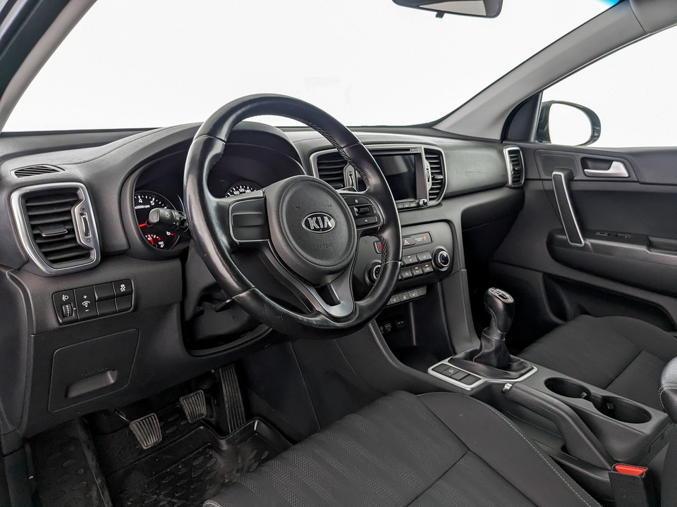 Kia Sportage Черный, 2016, 97 340 км