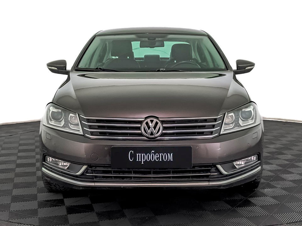 Volkswagen Passat Коричневый, 2013, 149 437 км