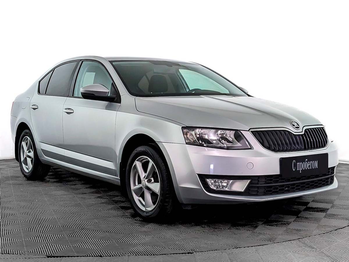 Skoda Octavia Белый, 2015, 98 763 км