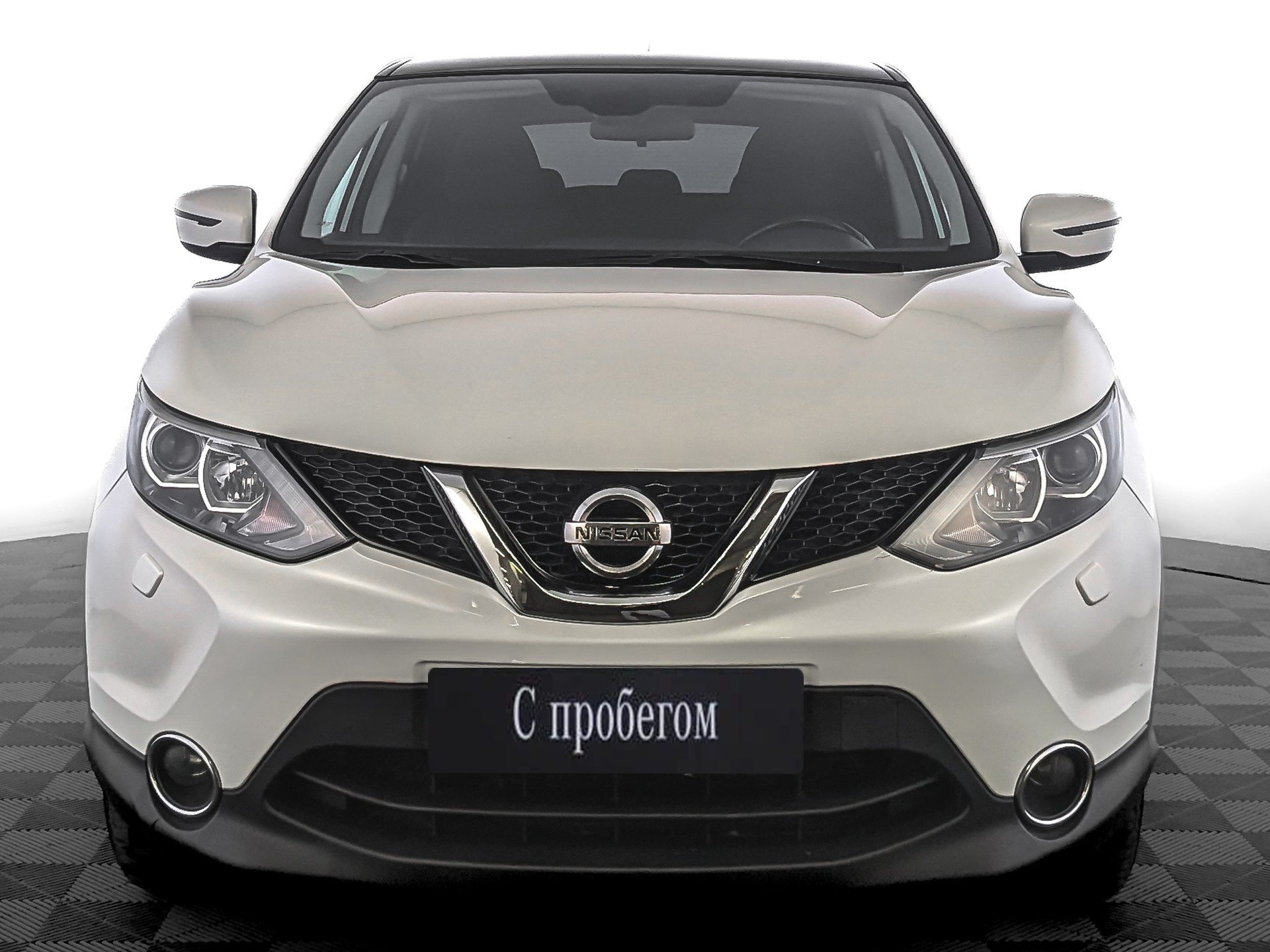 Nissan Qashqai Белый, 2015, 120 622 км