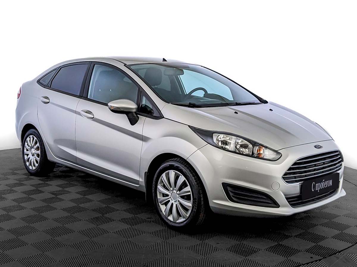 Ford Fiesta серый, 2015, 96 114 км