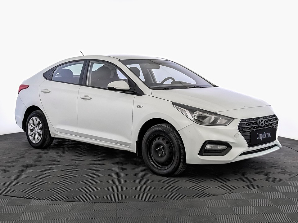 Hyundai Solaris Белый, 2018, 73 032 км