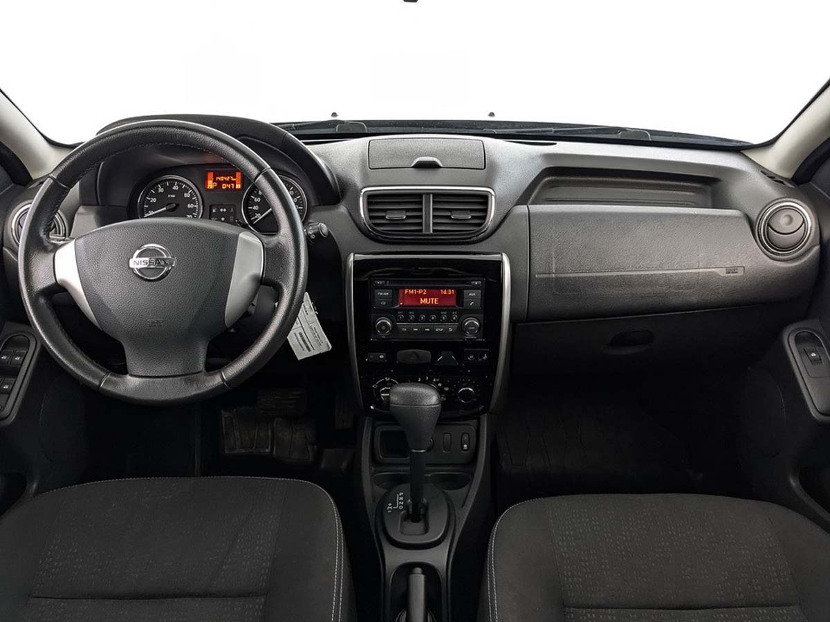 Nissan Terrano Серый, 2015, 140 424 км