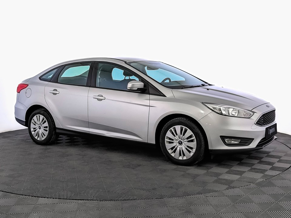 Ford Focus белый, 2016, 70 861 км