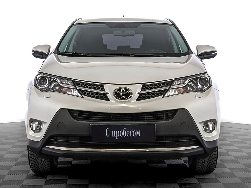 Toyota RAV4 Белый, 2015, 76 836 км