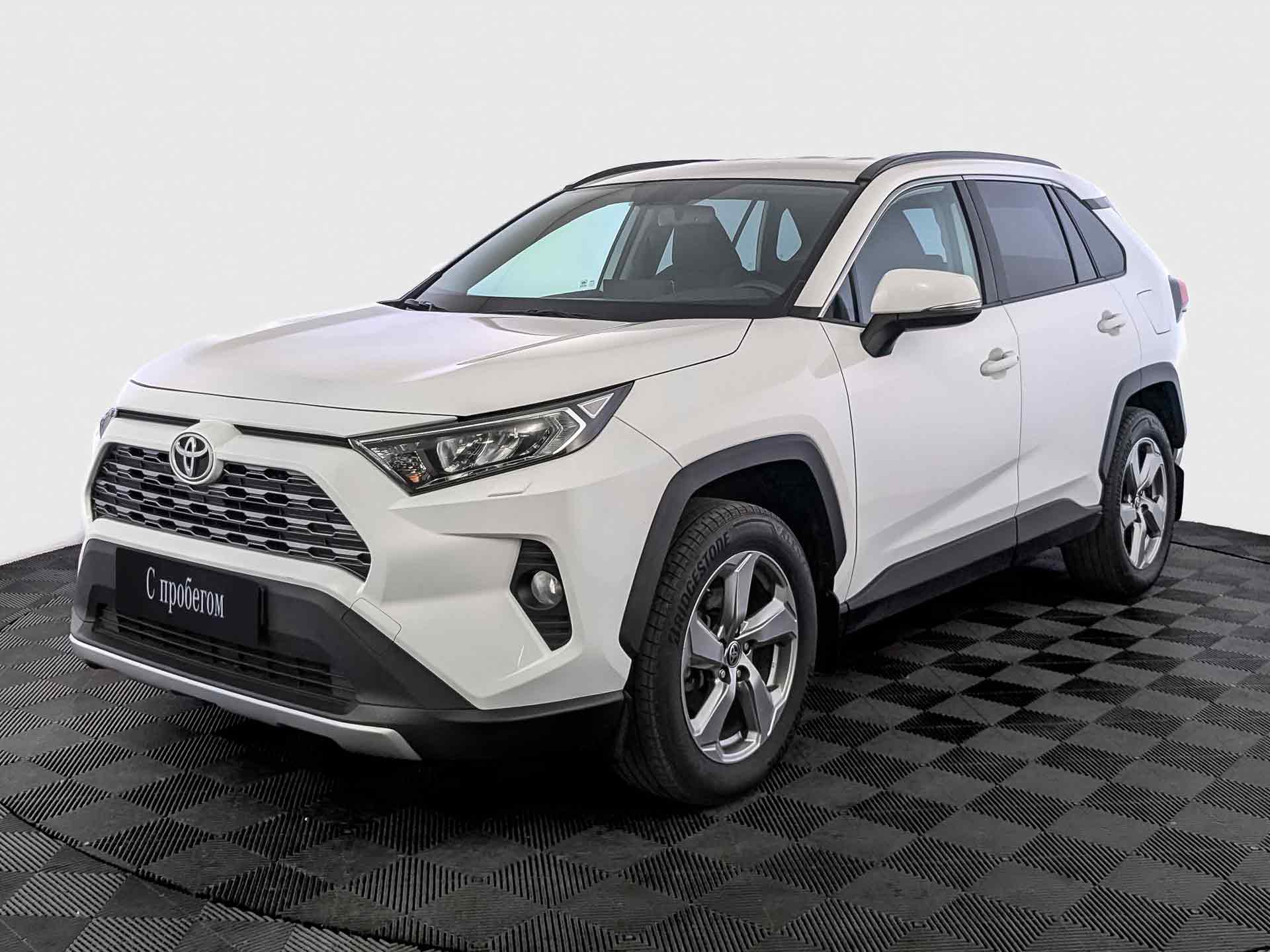 Toyota RAV4 Белый, 2021, 85 123 км