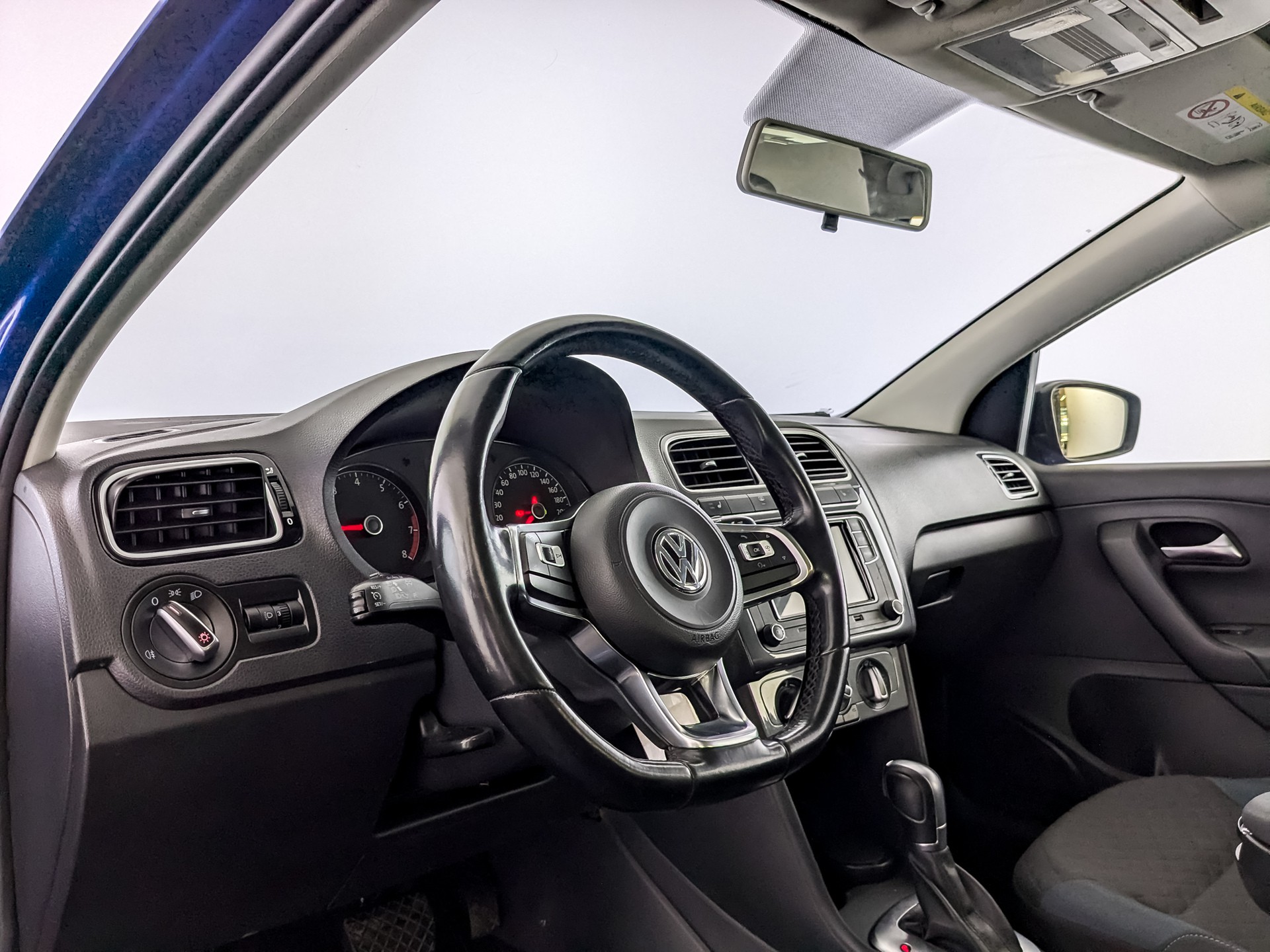 Volkswagen Polo Синий, 2019, 154 909 км