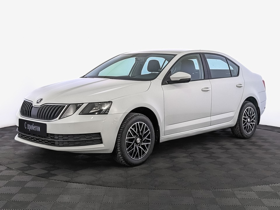 Skoda Octavia Белый, 2017, 131 550 км