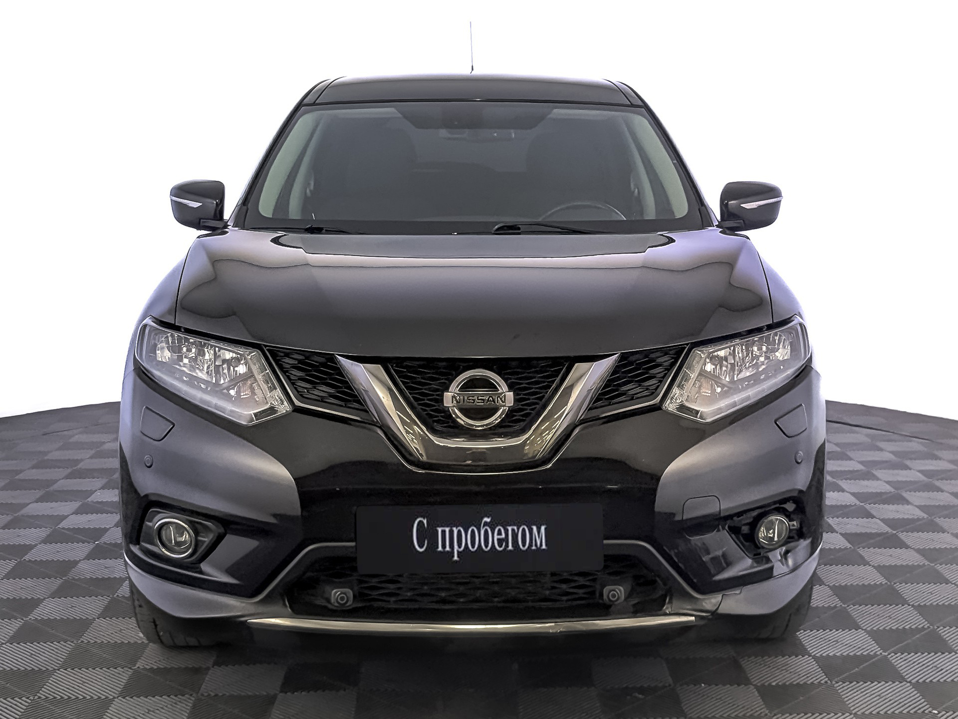 Nissan X-Trail черный, 2015, 86 952 км