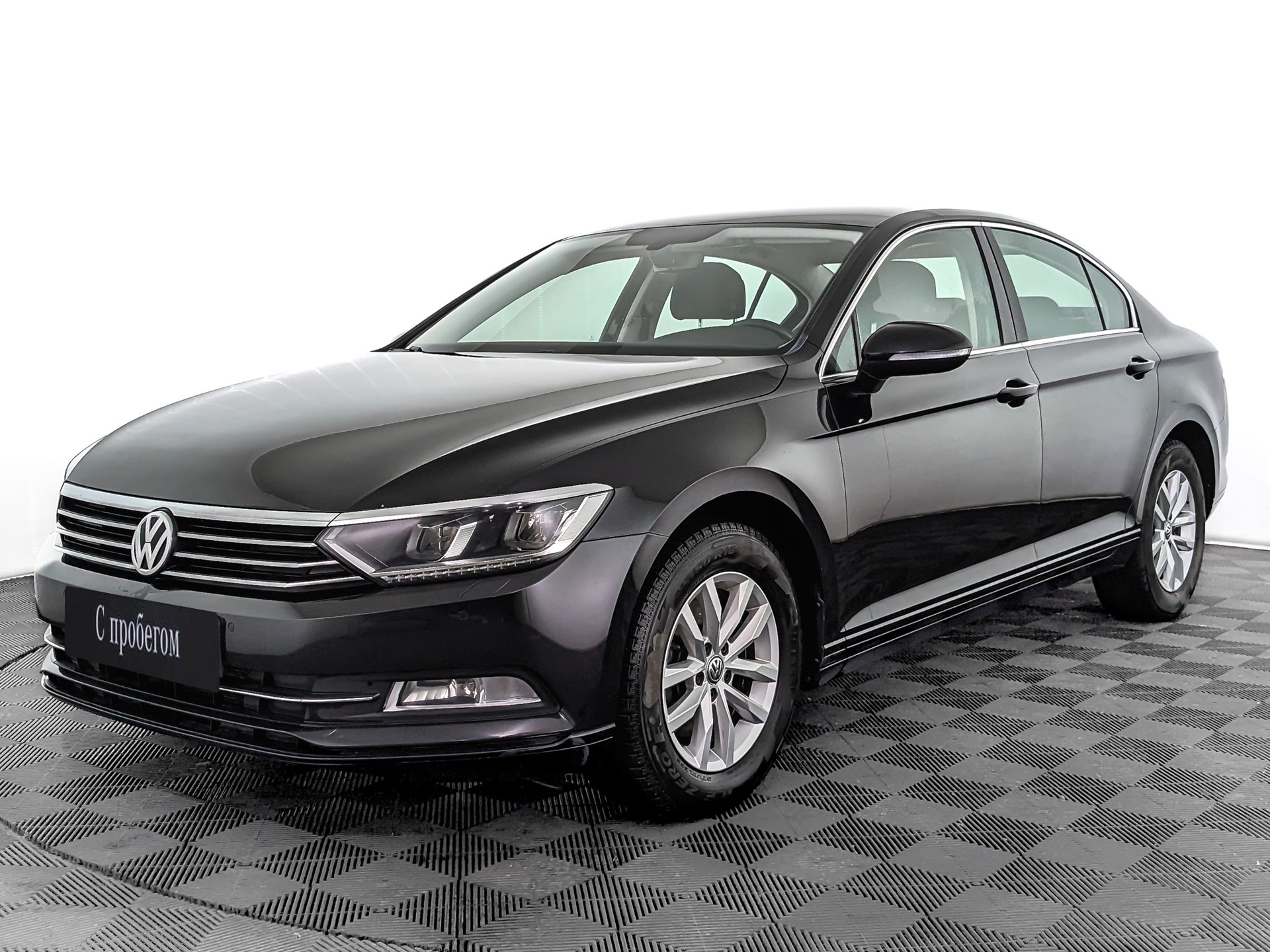 Volkswagen Passat Черный, 2018, 108 936 км