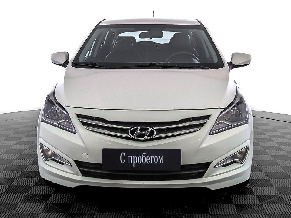 Hyundai Solaris Белый, 2015, 121 964 км