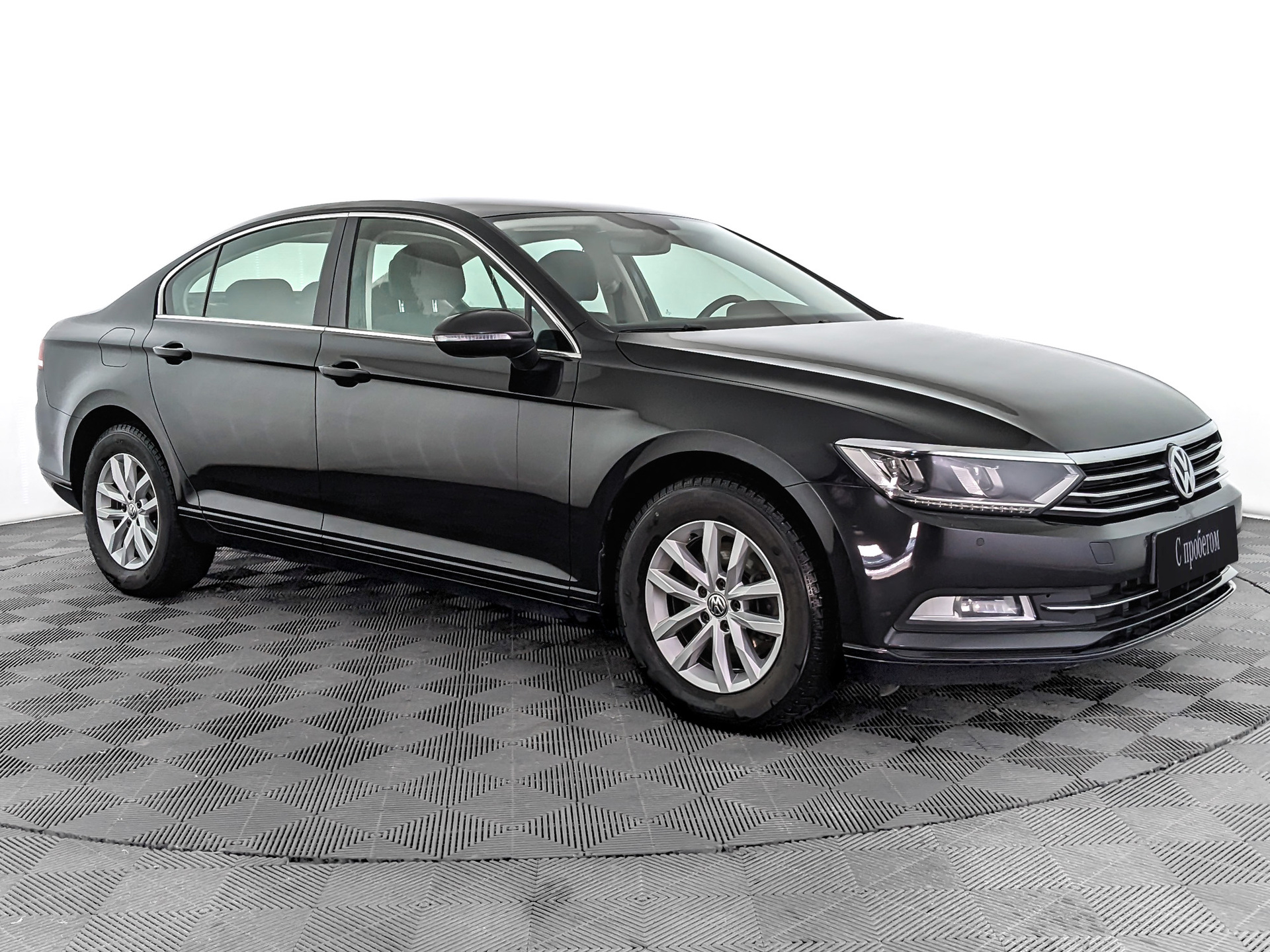 Volkswagen Passat Черный, 2018, 108 936 км