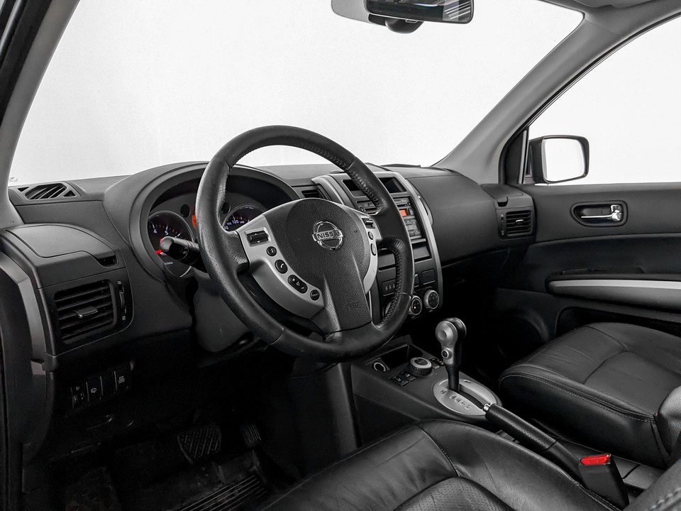 Nissan X-Trail Черный, 2008, 216 038 км