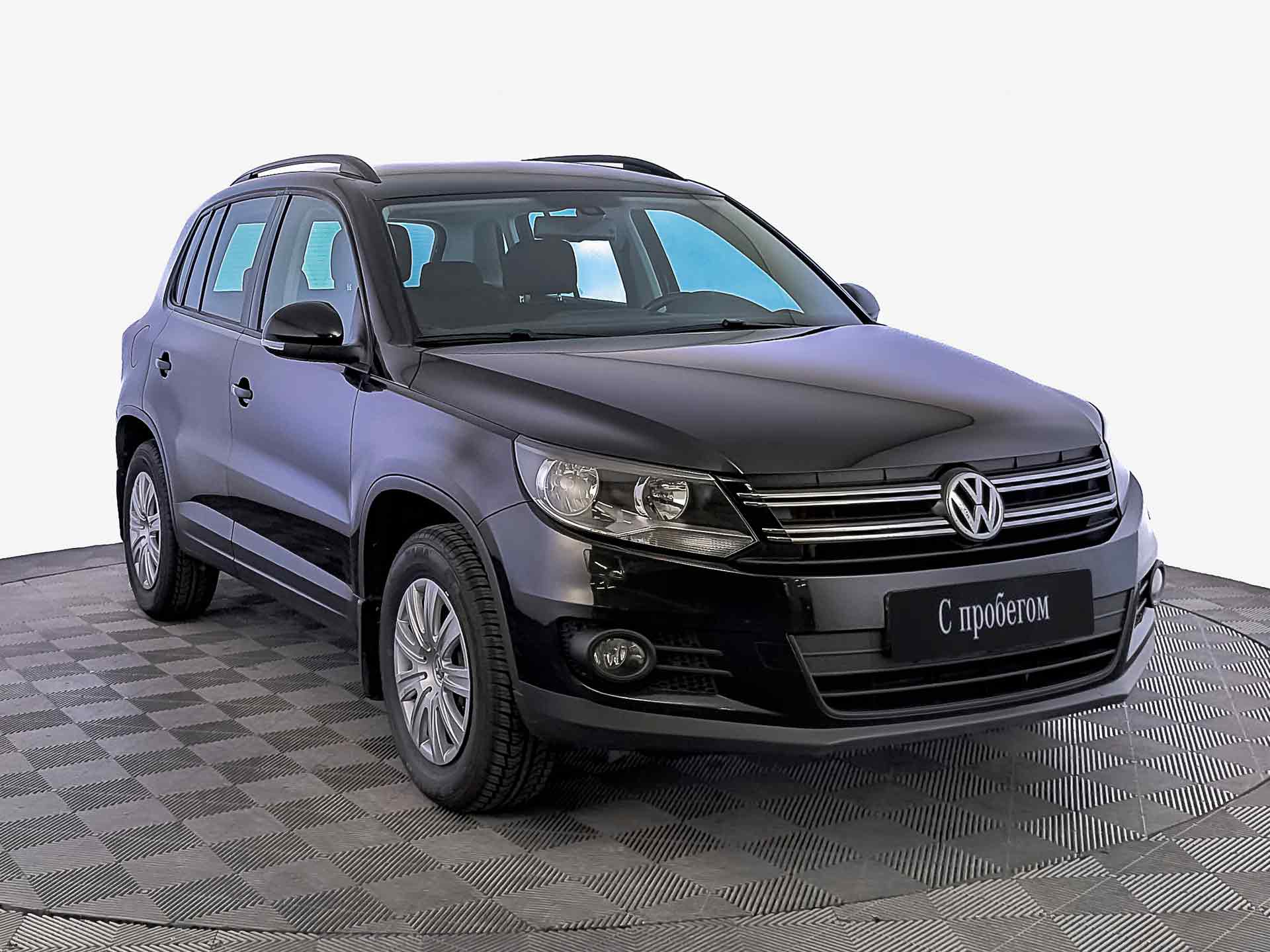 Volkswagen Tiguan Черный, 2015, 88 775 км