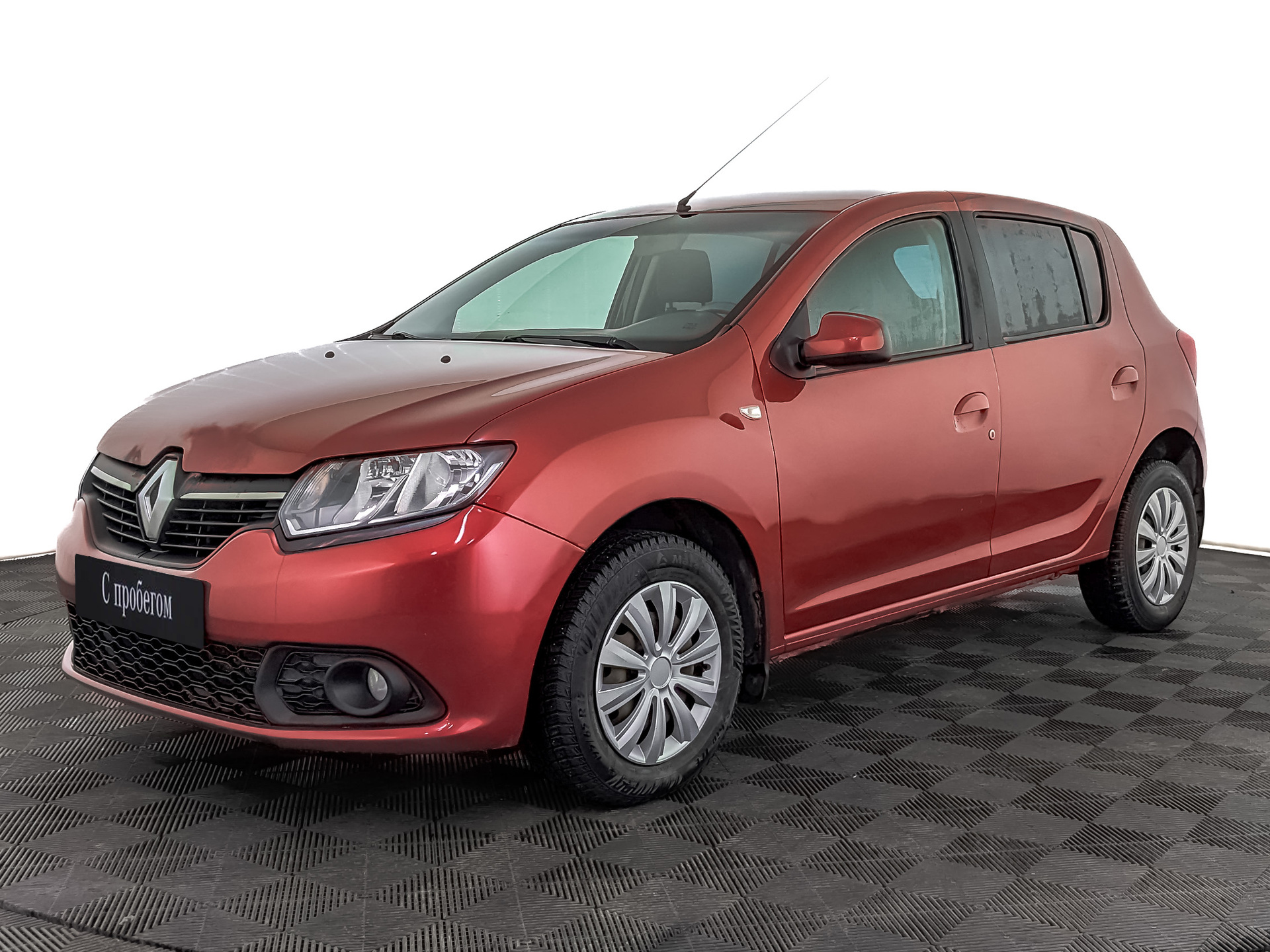 Renault Sandero Красный, 2014, 117 595 км