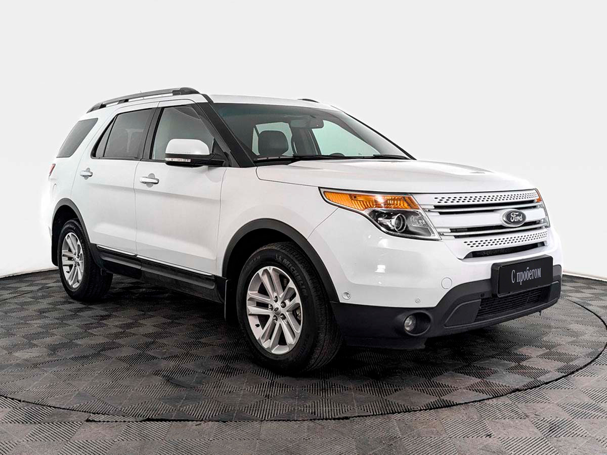 Ford Explorer белый, 2015, 131 061 км