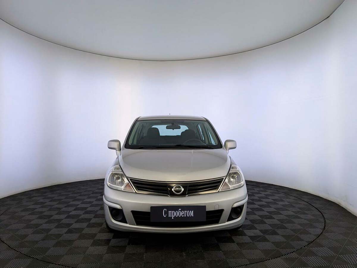 Nissan Tiida Серебряный, 2012, 165 747 км