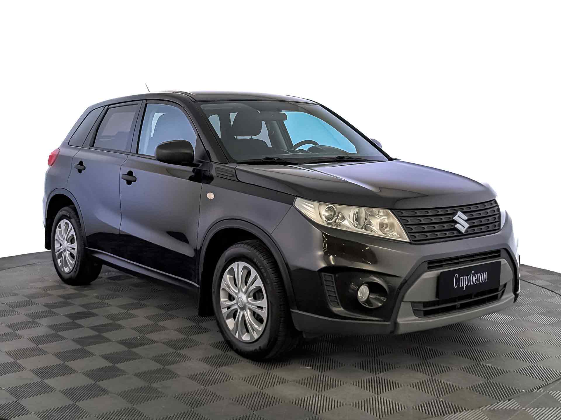 Suzuki Vitara черный, 2016, 105 912 км