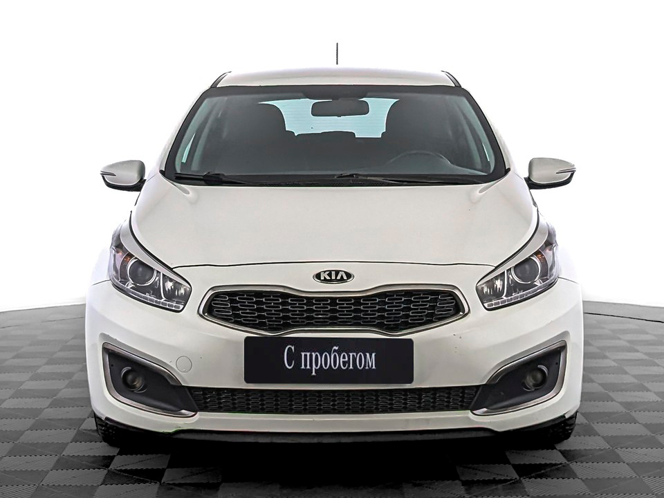 Kia Ceed Белый, 2016, 122 000 км