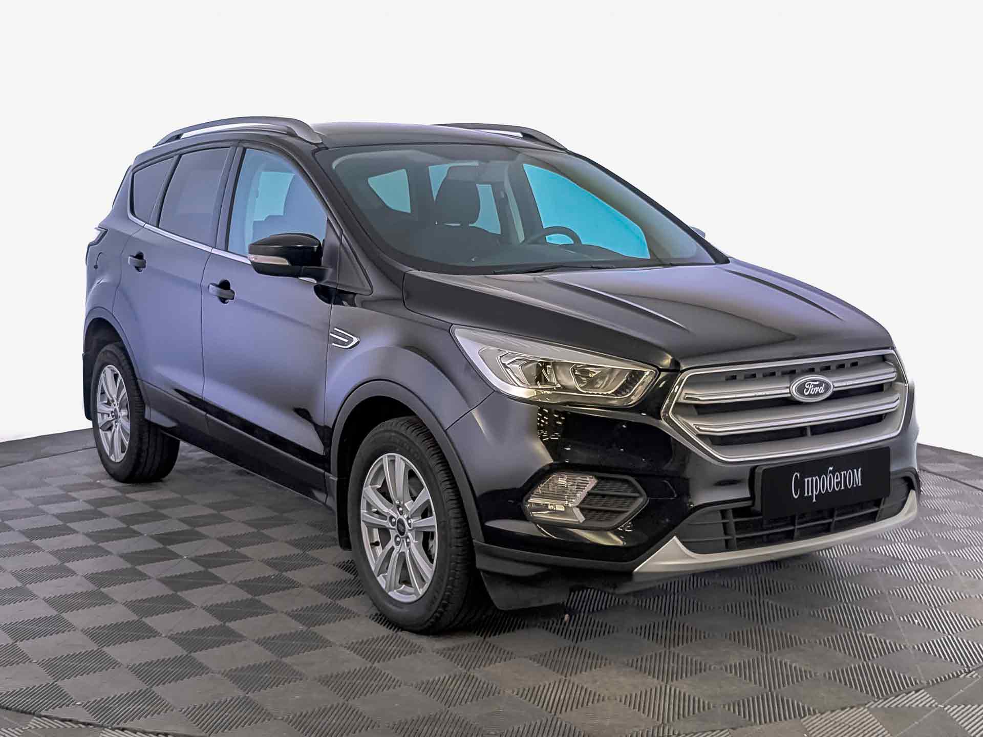 Ford Kuga черный, 2017, 78 923 км