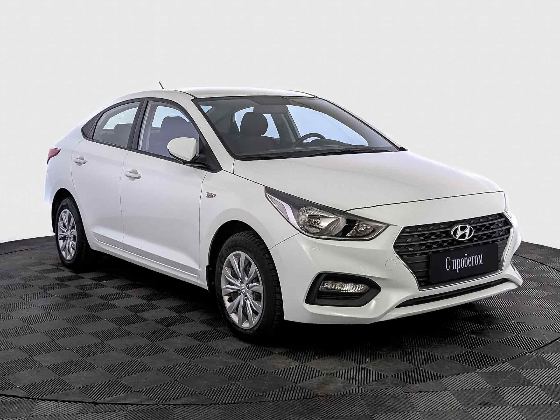 Hyundai Solaris Белый, 2019, 46 124 км