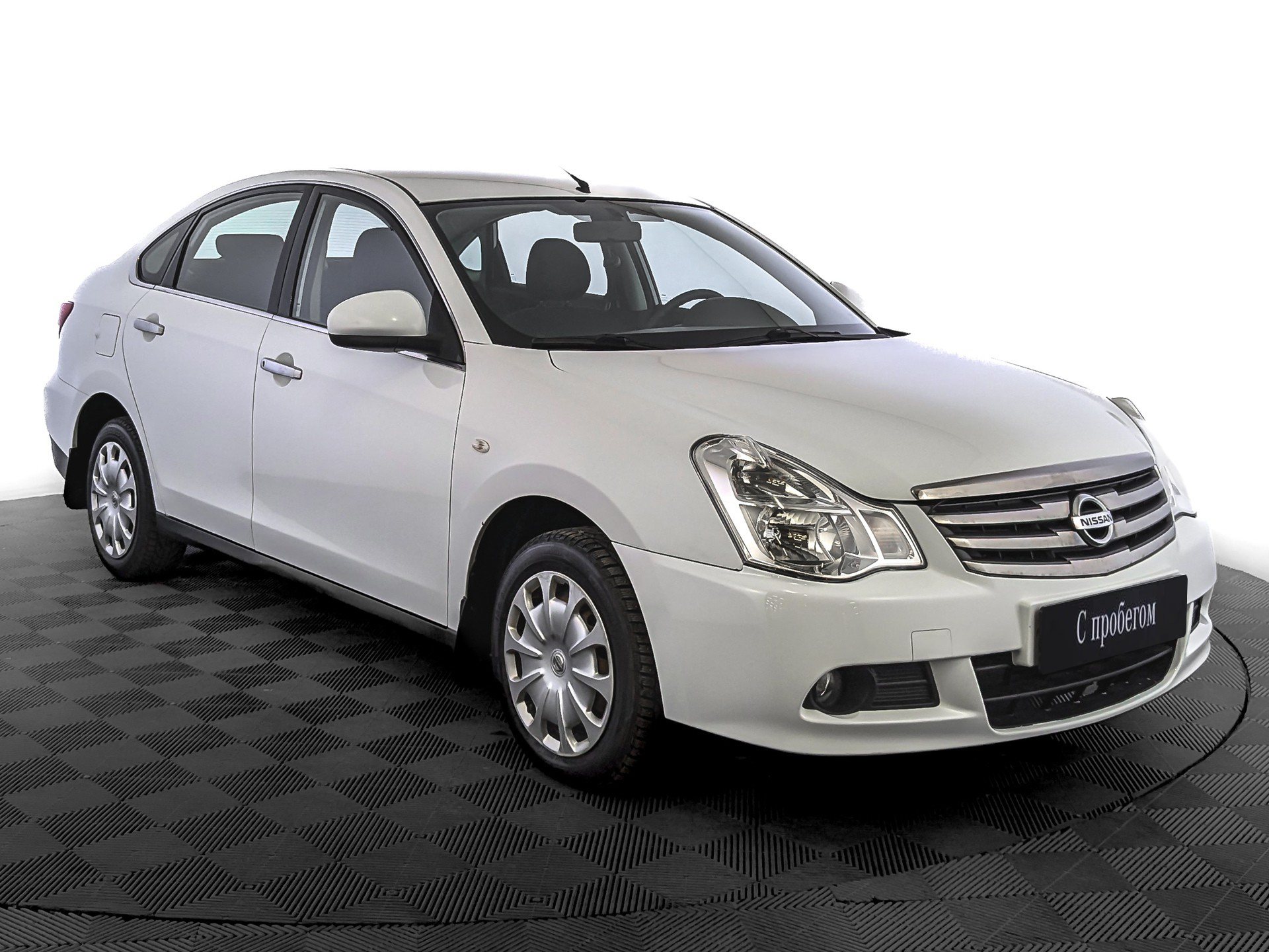 Nissan Almera белый, 2015, 87 496 км